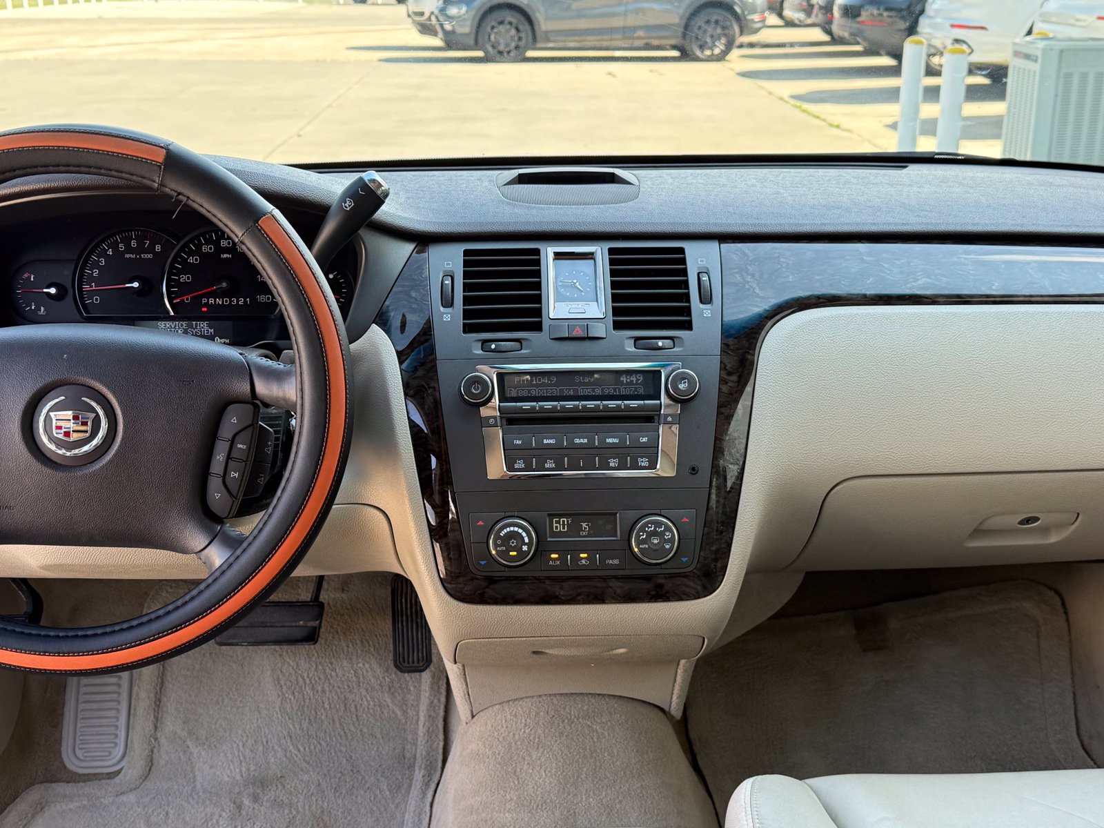 Used 2008 Cadillac DTS FWD image 25