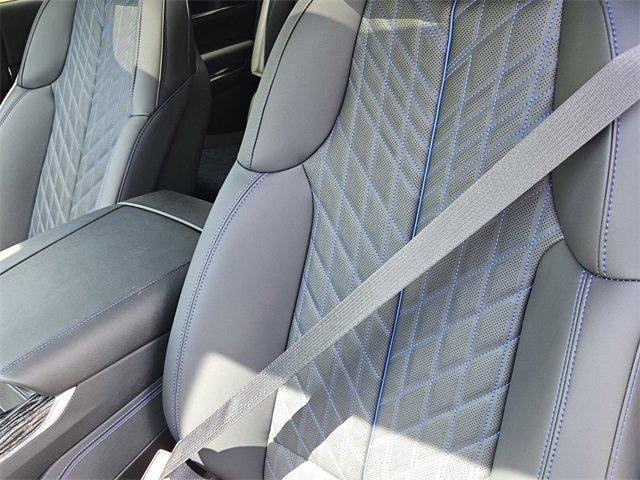 New 2025 Cadillac Escalade IQ Luxury 1 w/ LPO, Radiant Package image 16