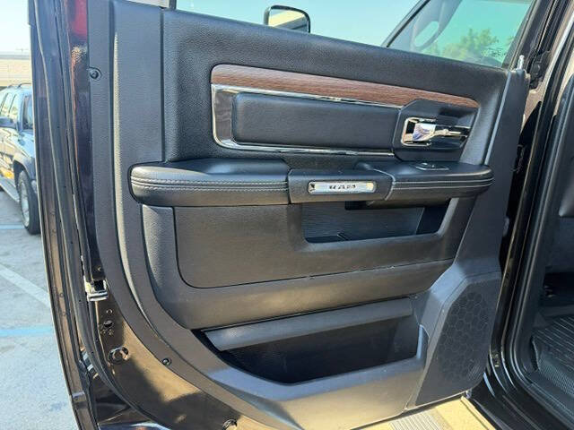 Used 2016 RAM 2500 Laramie w/ Sport Appearance Group AWD/4WD image 31