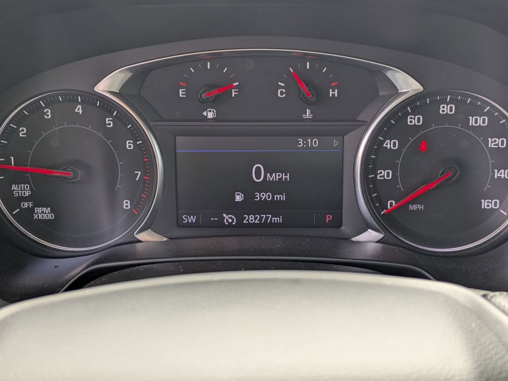 Used 2025 Chevrolet Blazer LT AWD/4WD image 16