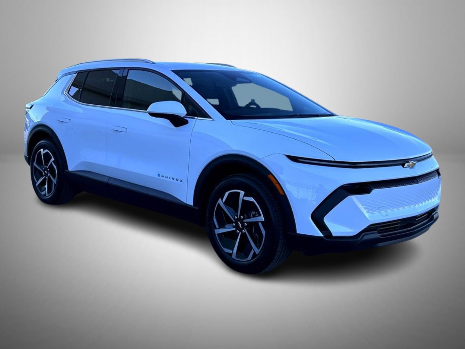 New 2026 Chevrolet Equinox EV LT image 3