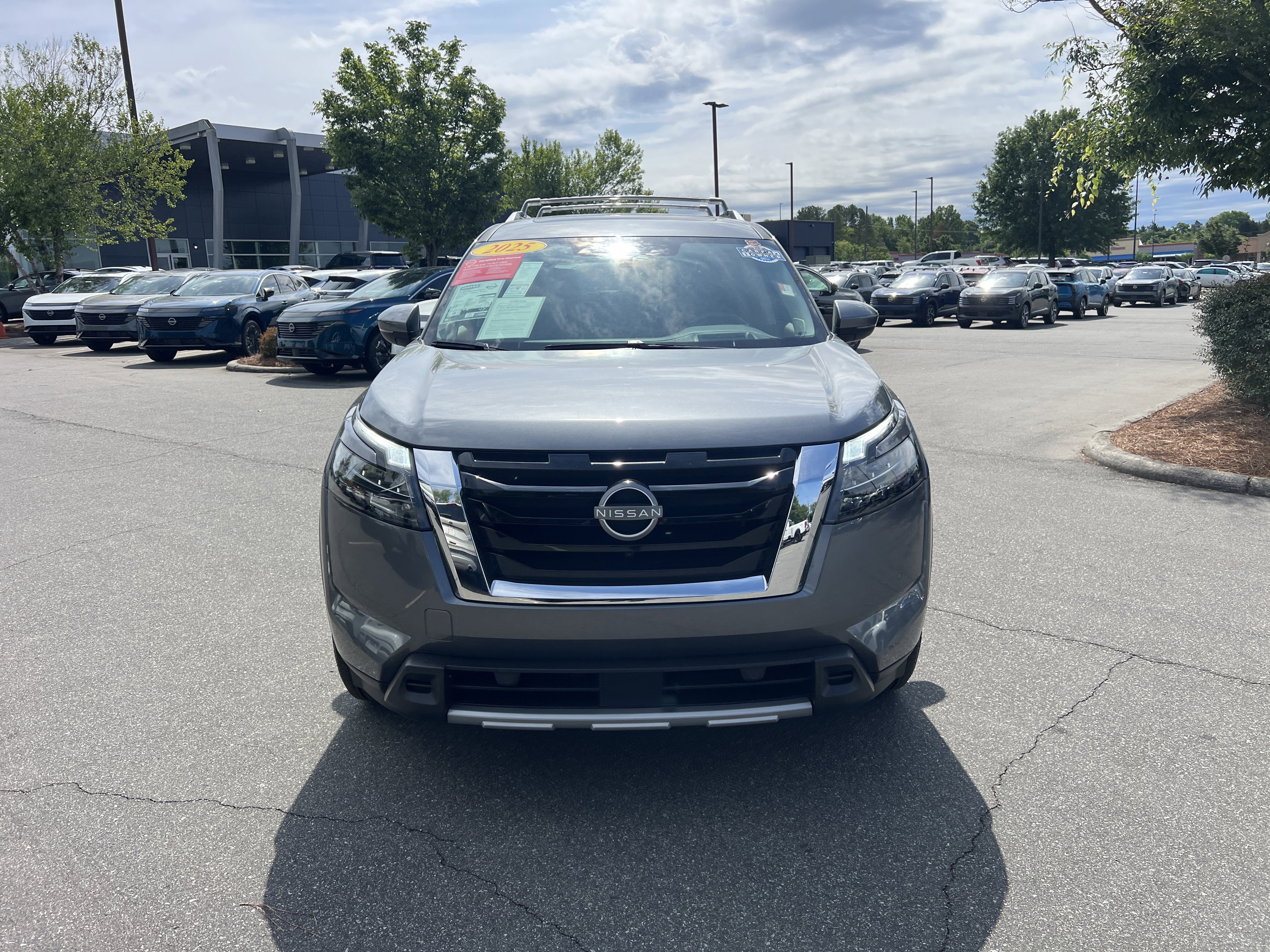 Certified 2025 Nissan Pathfinder Platinum w/ Cargo Package AWD/4WD image 2