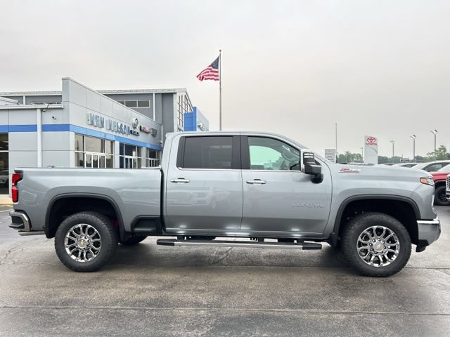 New 2026 Chevrolet Silverado 2500 LTZ w/ LTZ Plus Package AWD/4WD image 12