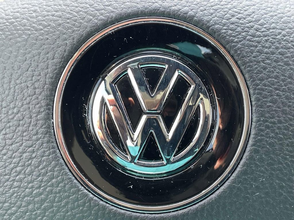 Used 2021 Volkswagen Jetta SEL Premium FWD image 22