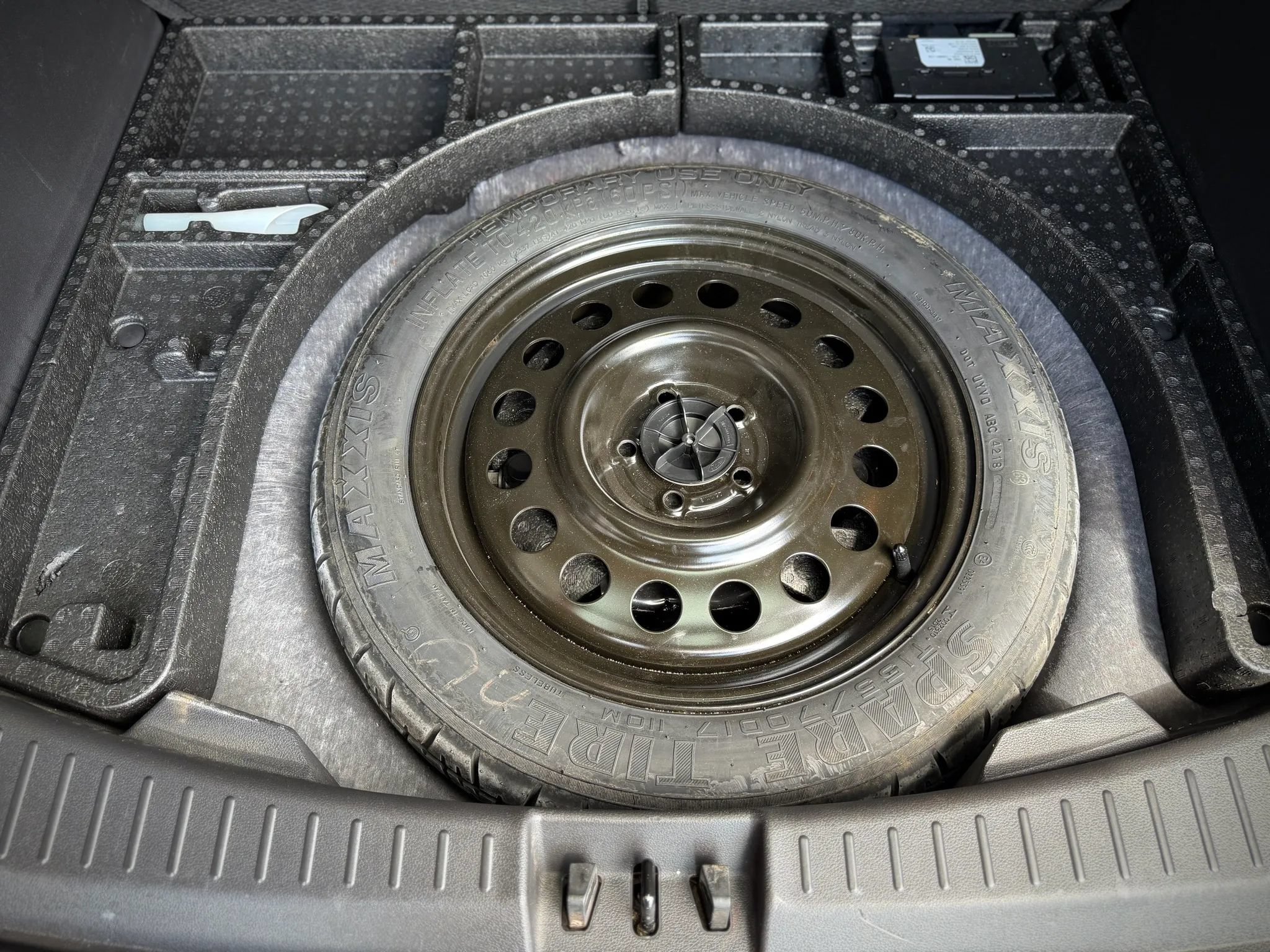 Used 2019 Ford Escape SEL FWD image 20