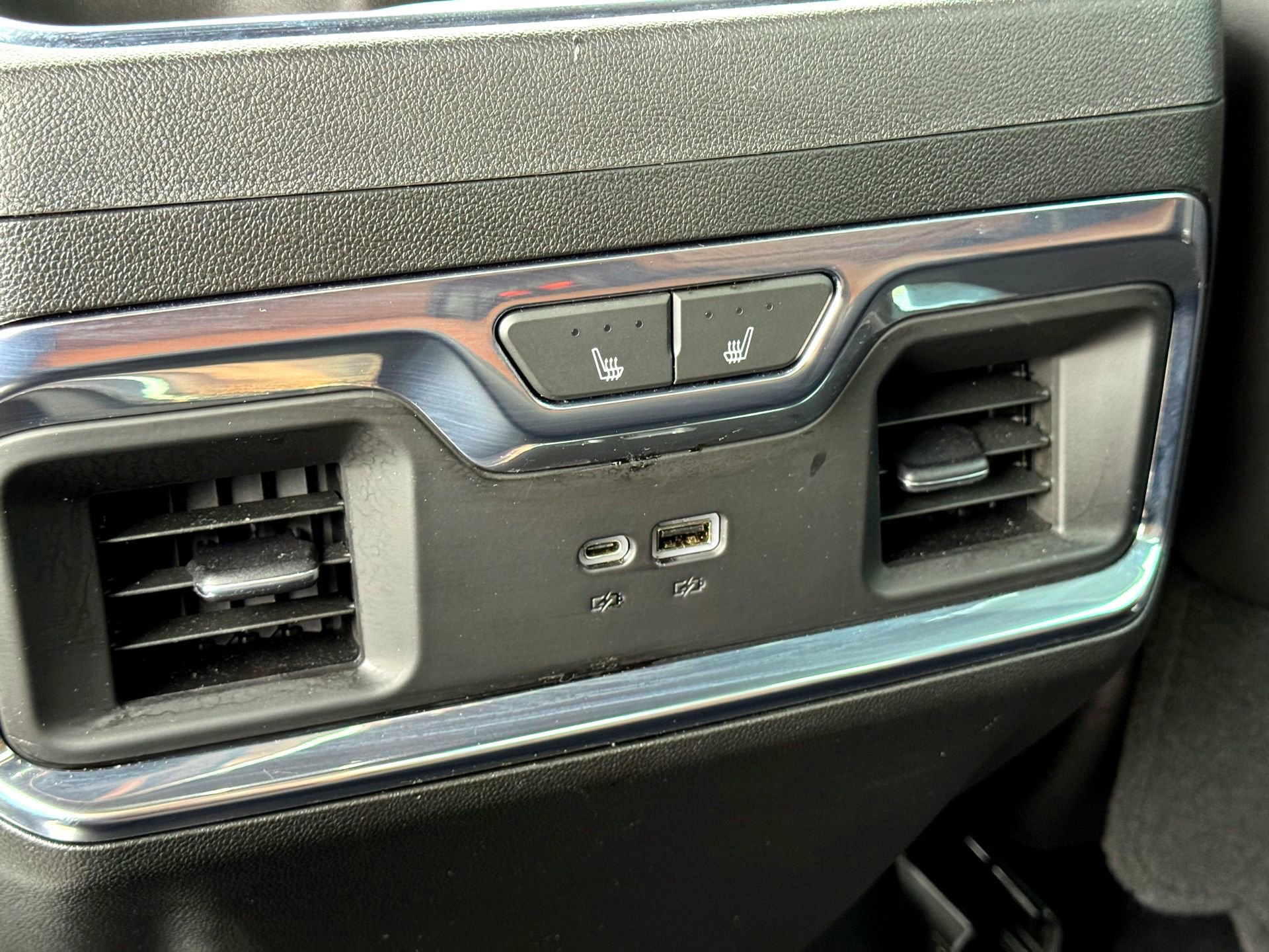 Used 2023 GMC Sierra 1500 Denali Ultimate AWD/4WD image 22