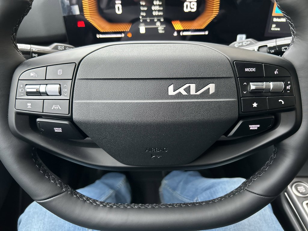 New 2026 Kia Sportage LX image 24