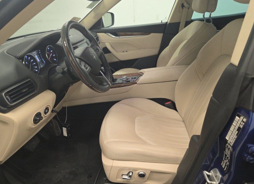 Used 2022 Maserati Levante GT AWD/4WD image 8