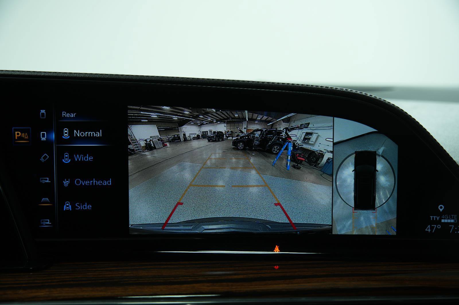 Used 2022 Cadillac Escalade Premium Luxury w/ Performance Package image 40