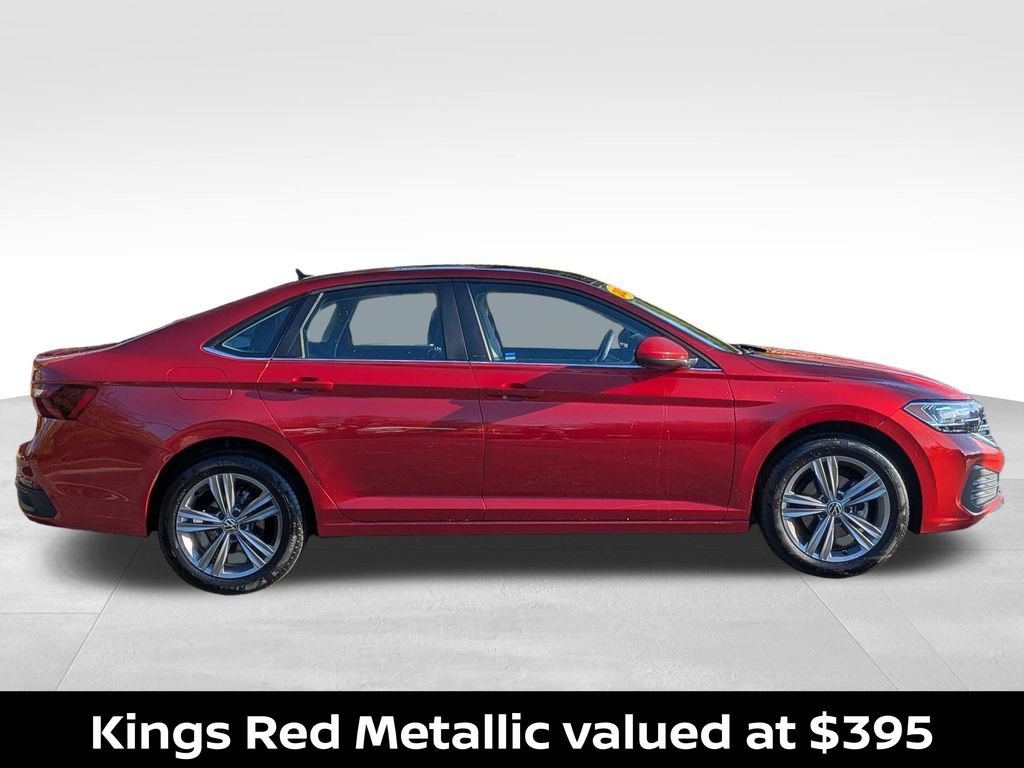 Used 2023 Volkswagen Jetta SE w/ Panoramic Sunroof Package image 5