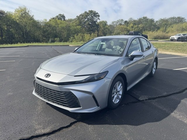 New 2026 Toyota Camry LE image 7