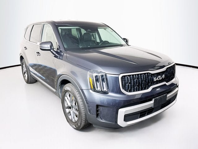 Certified 2024 Kia Telluride LX AWD/4WD image 3