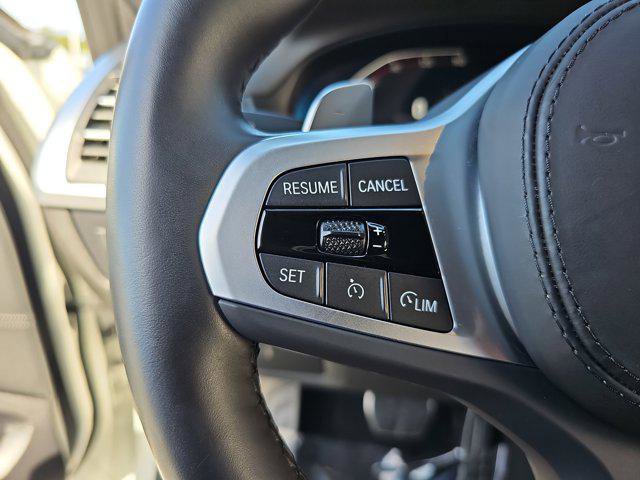 Used 2025 BMW X4 xDrive30i w/ Premium Package image 17