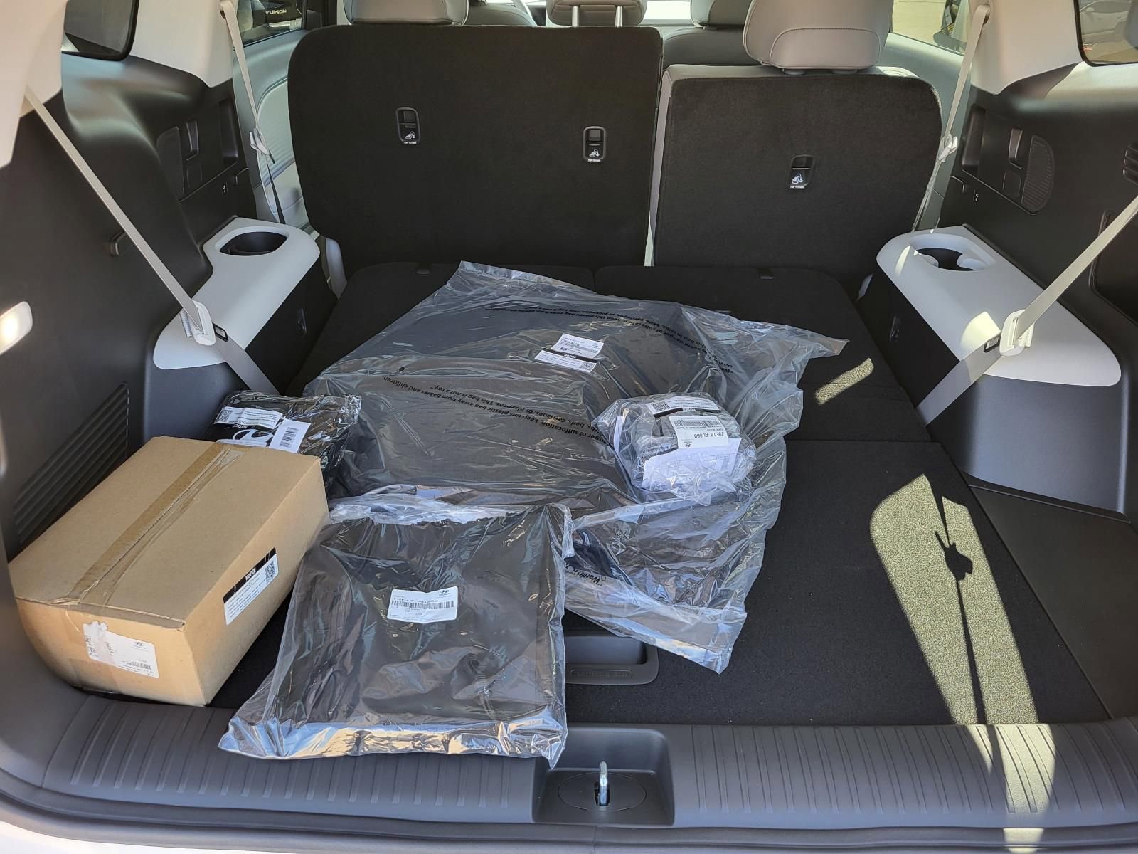 New 2026 Hyundai Ioniq 9 SEL w/ Tow & Go Package image 8