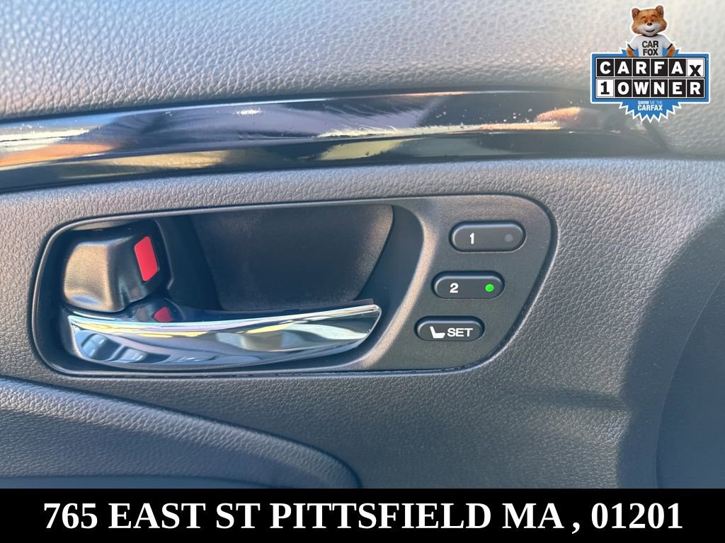 Used 2022 Honda Pilot Touring image 14