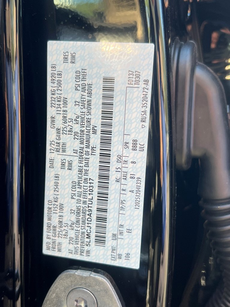 New 2026 Lincoln Corsair Premiere AWD/4WD image 25