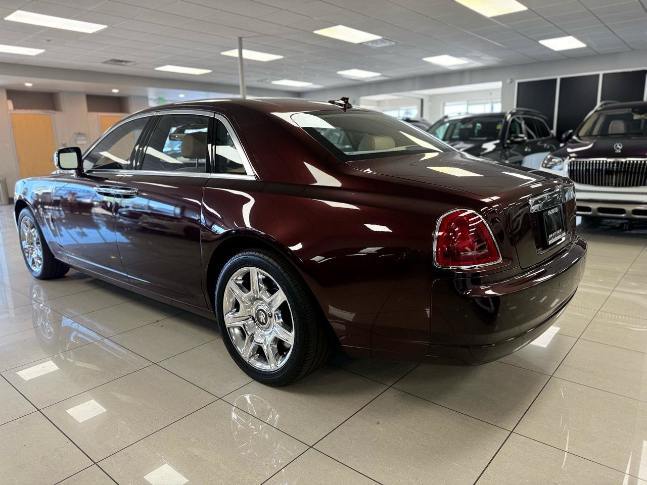 Used 2011 Rolls-Royce Ghost RWD image 6