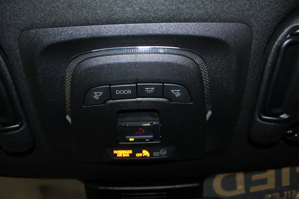 Used 2024 Toyota Corolla SE image 34