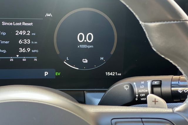 Certified 2025 Hyundai Sonata Limited image 33