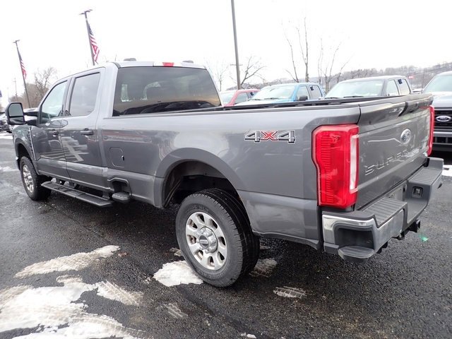 Used 2024 Ford F250 XLT image 3