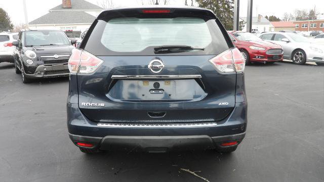 Used 2015 Nissan Rogue S AWD/4WD image 4
