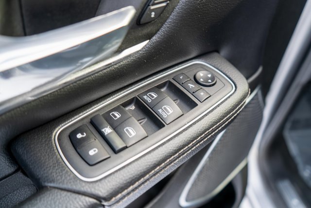 Used 2022 RAM 1500 Laramie w/ Trailer Tow Group image 18