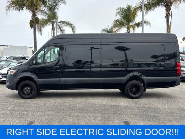 Used 2024 Mercedes-Benz Sprinter 3500 image 8