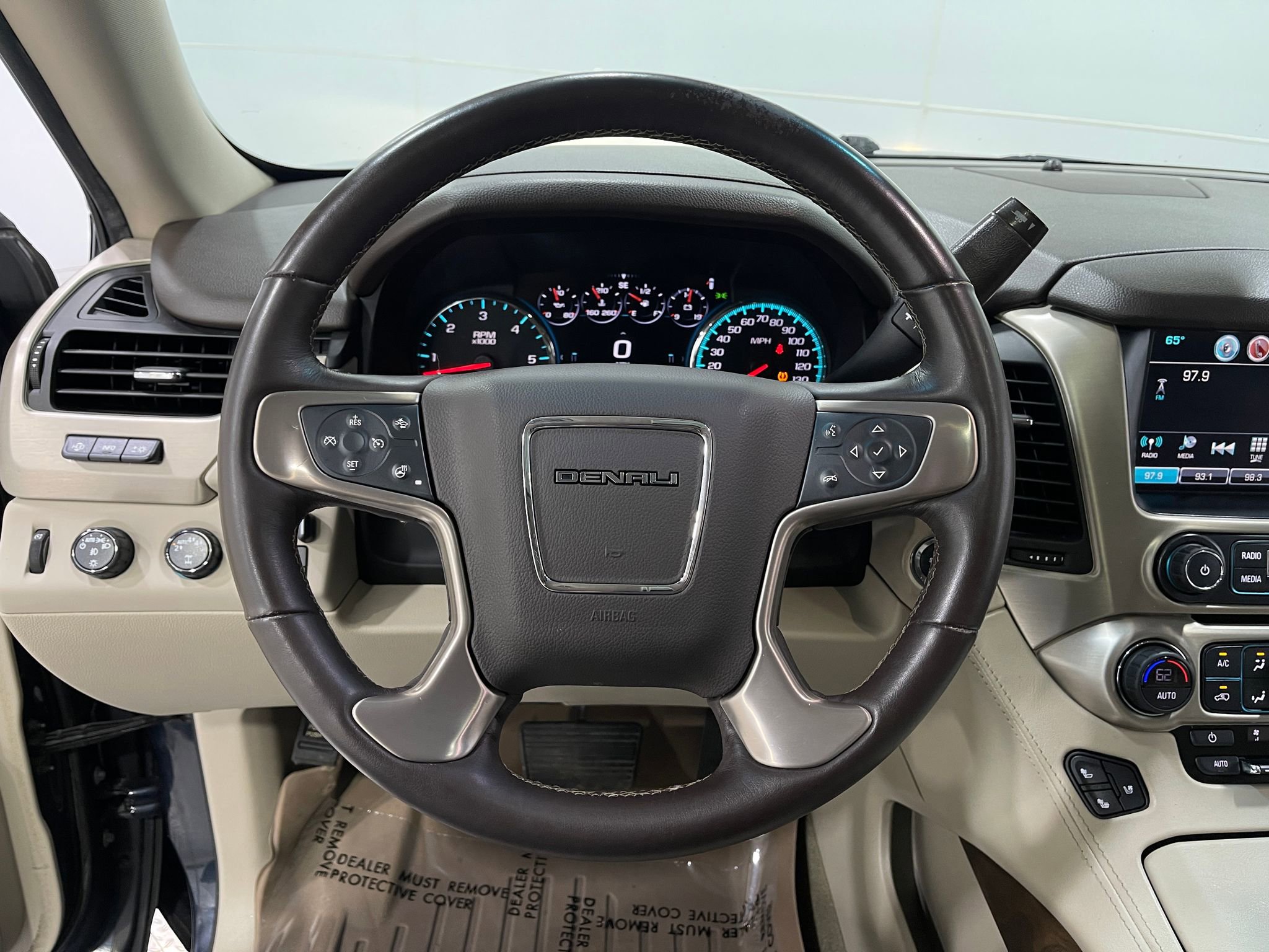 Used 2018 GMC Yukon Denali image 22