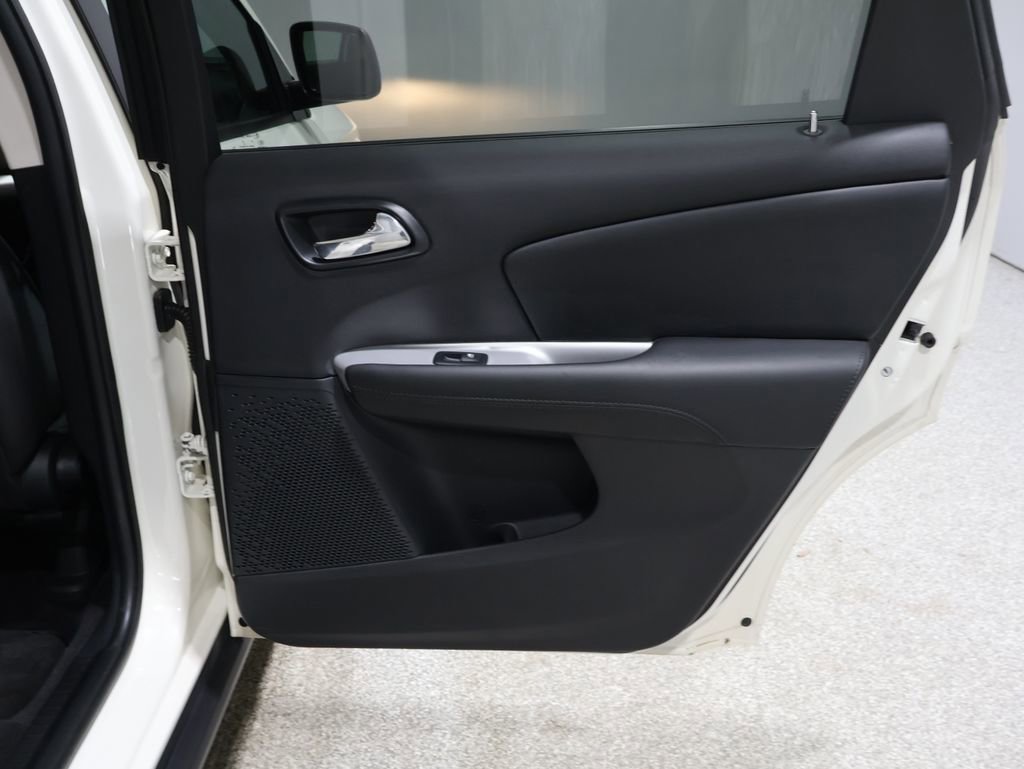 Used 2018 Dodge Journey SE w/ Blacktop Package image 23