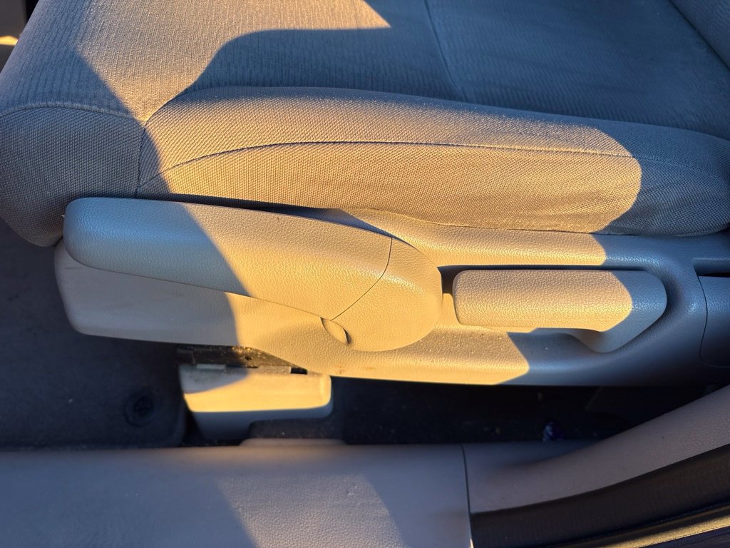 Used 2013 Honda CR-V LX image 16