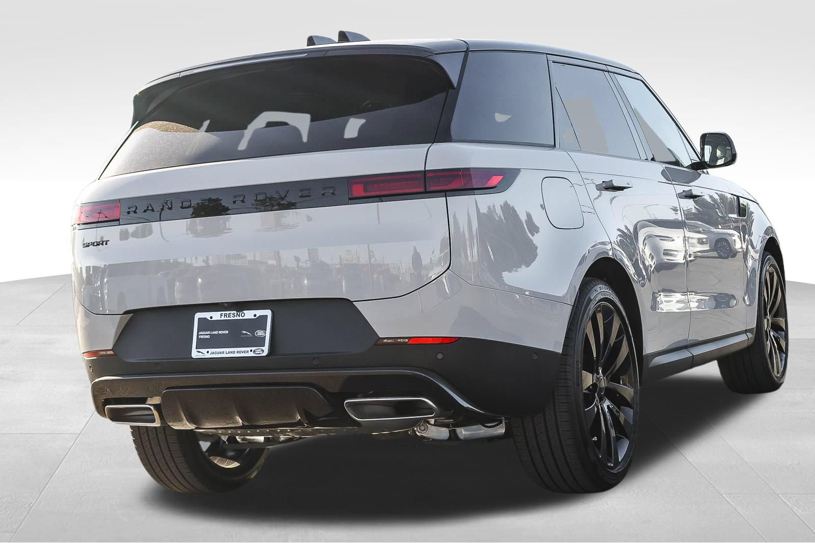 New 2026 Land Rover Range Rover Sport SE AWD/4WD image 5