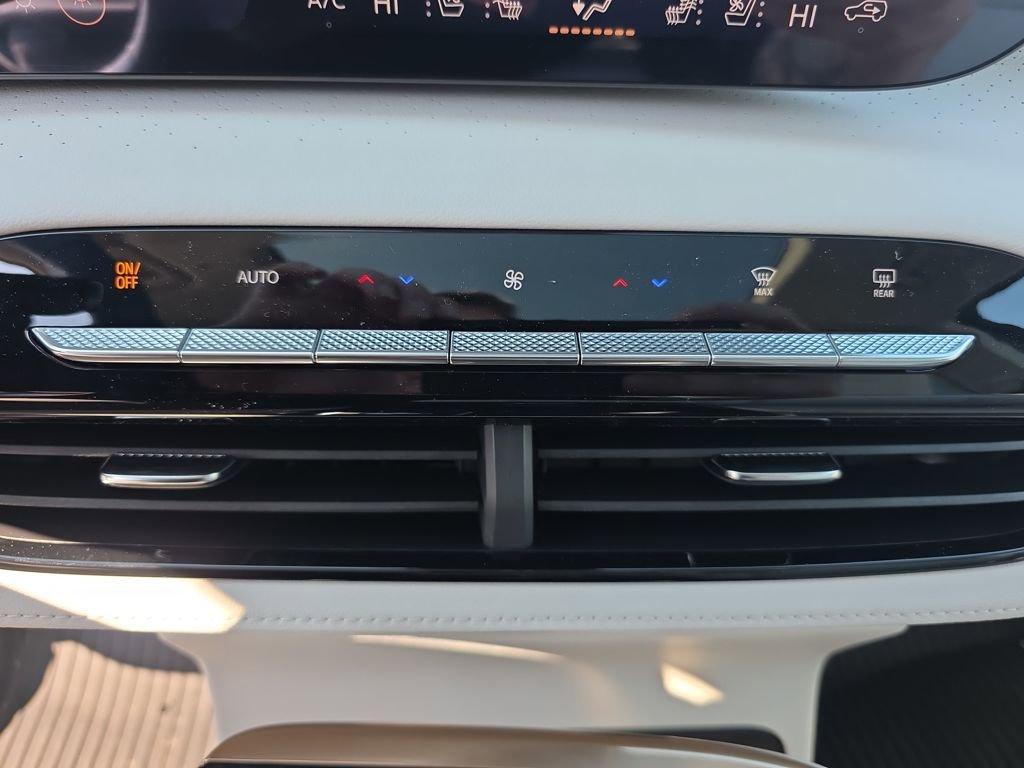 New 2026 Buick Enclave Avenir w/ Super Cruise Package image 20