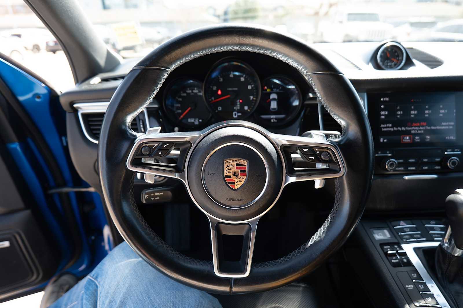 Used 2017 Porsche Macan image 12