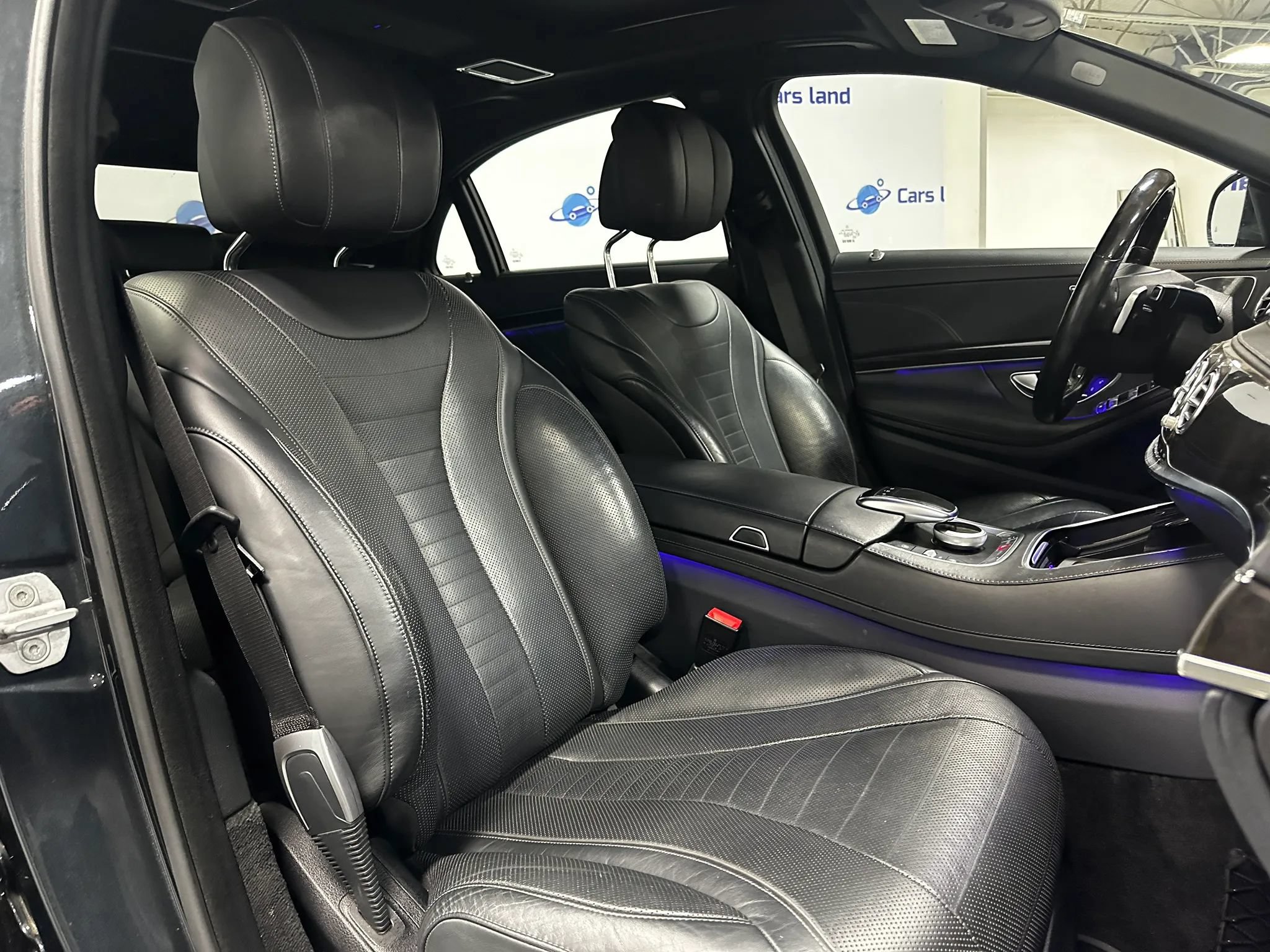 Used 2016 Mercedes-Benz S 550 Sedan image 25