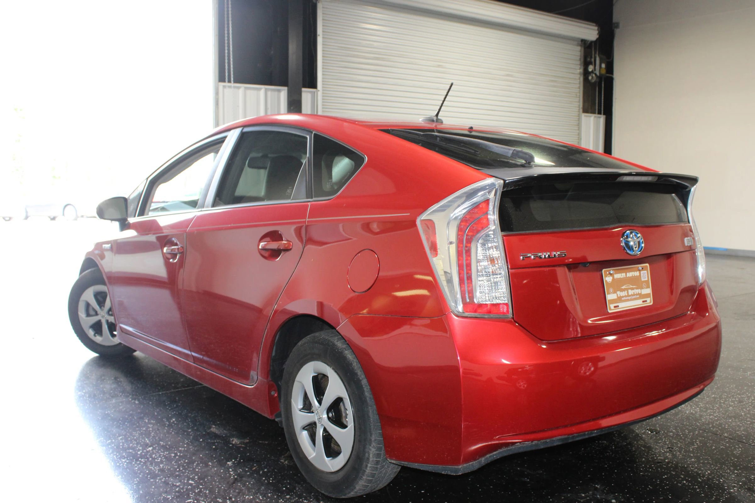Used 2013 Toyota Prius Three image 4