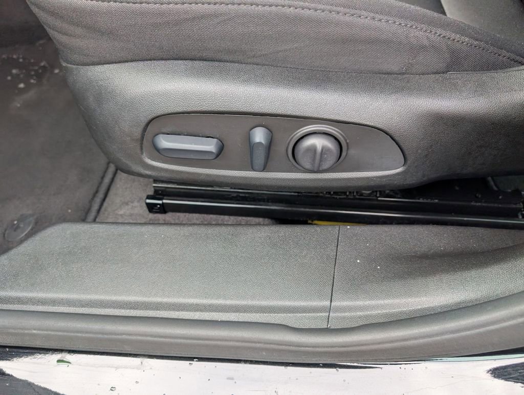 Used 2024 Chevrolet Malibu RS image 20