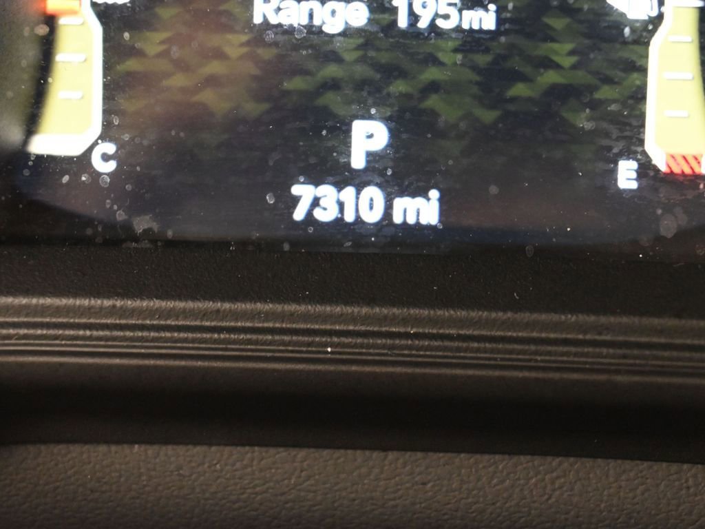 Used 2024 Jeep Gladiator Sport w/ Premium Package image 31