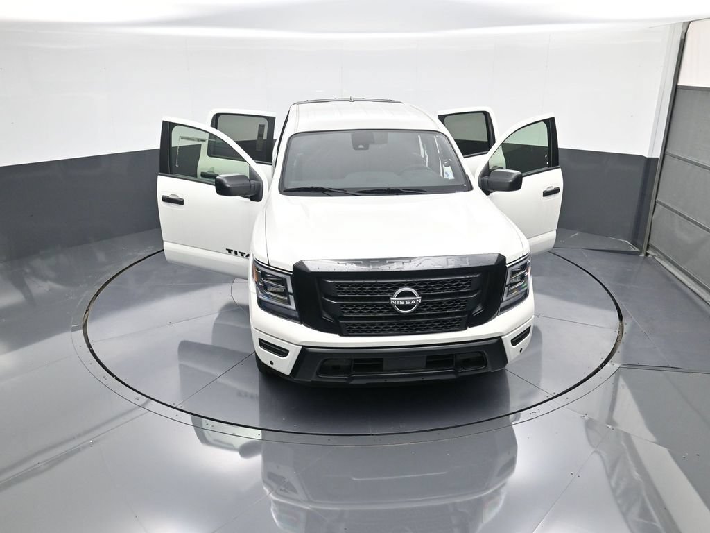 Certified 2024 Nissan Titan SV w/ SV Bronze Edition Package RWD image 35