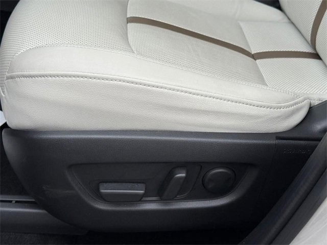 Used 2025 MAZDA CX-90 3.3 Turbo w/ Premium Plus Pkg image 19