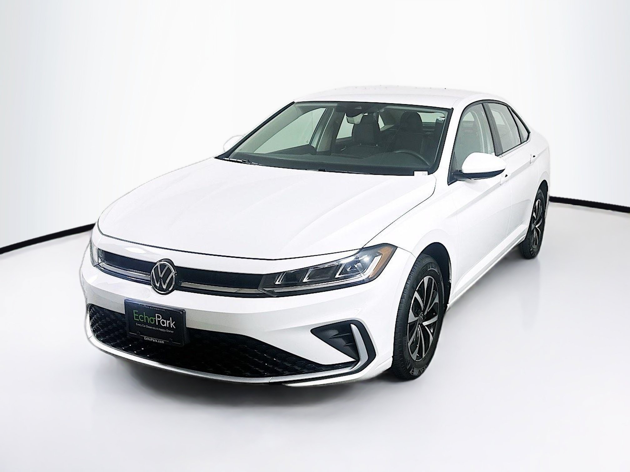 Used 2025 Volkswagen Jetta S FWD image 3