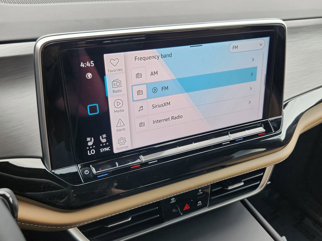 New 2026 Volkswagen Atlas Cross Sport SE image 10