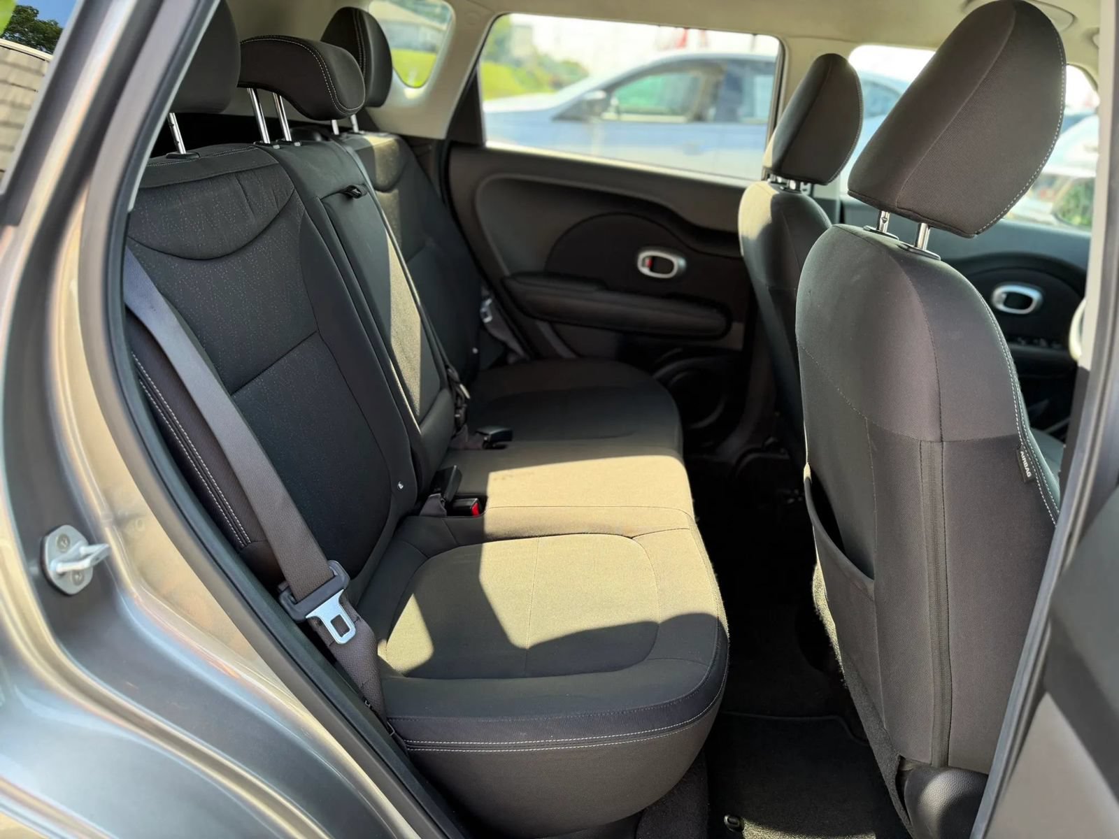 Used 2014 Kia Soul FWD image 12