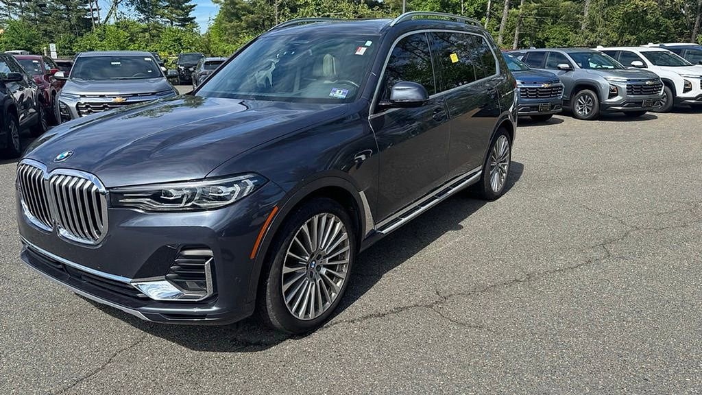 Used 2020 BMW X7 xDrive40i w/ Premium Package AWD/4WD image 3