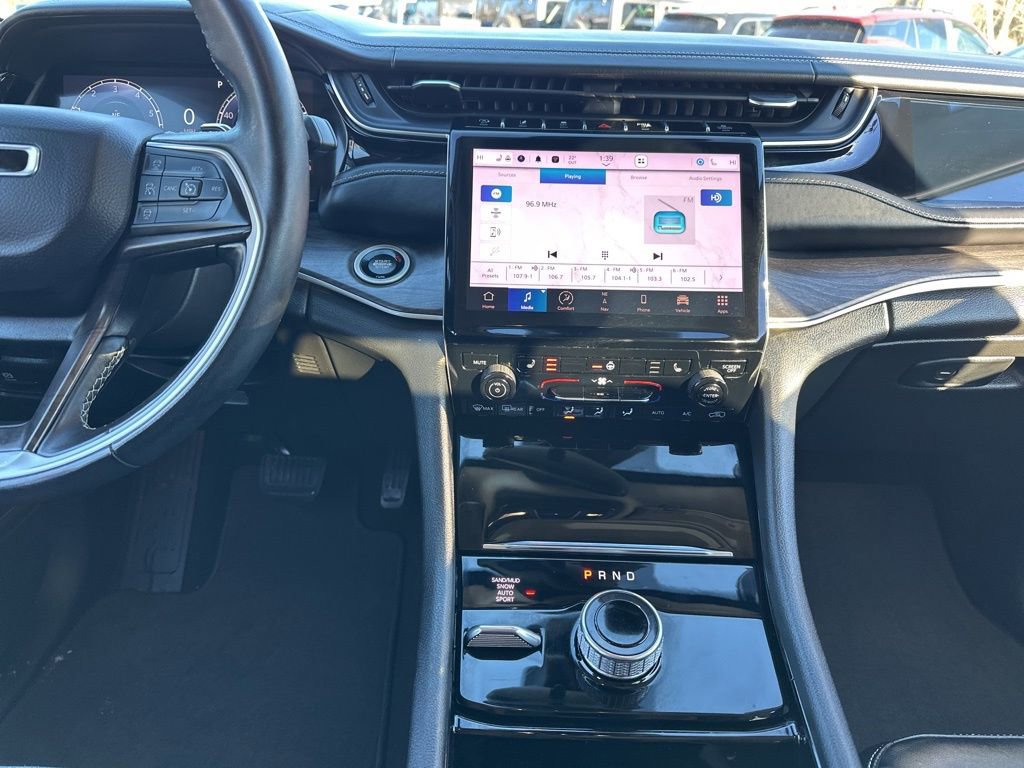 Used 2022 Jeep Grand Cherokee L Limited image 18