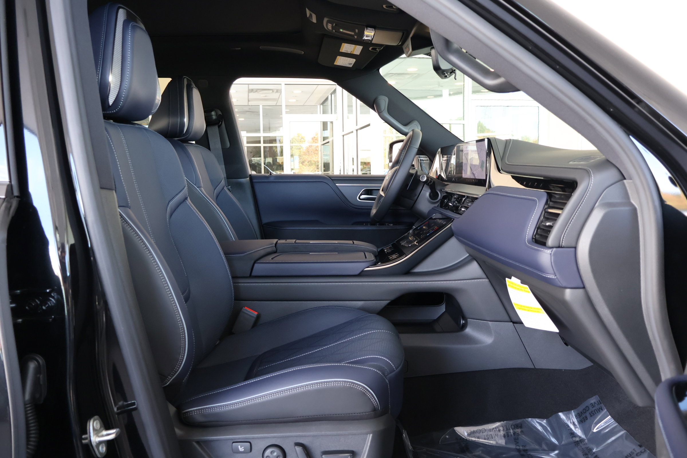 New 2026 INFINITI QX80 4WD image 24