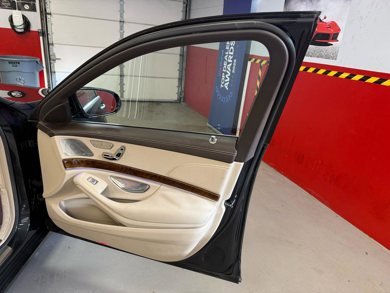 Used 2015 Mercedes-Benz S 550 4MATIC Sedan image 40