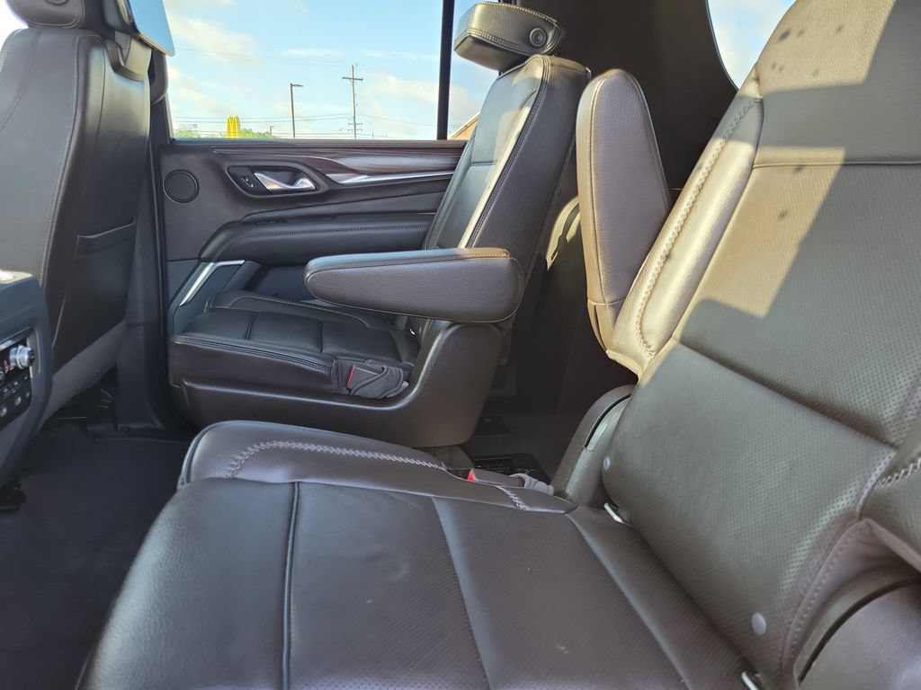 Used 2021 GMC Yukon XL Denali w/ Denali Ultimate Package AWD/4WD image 11