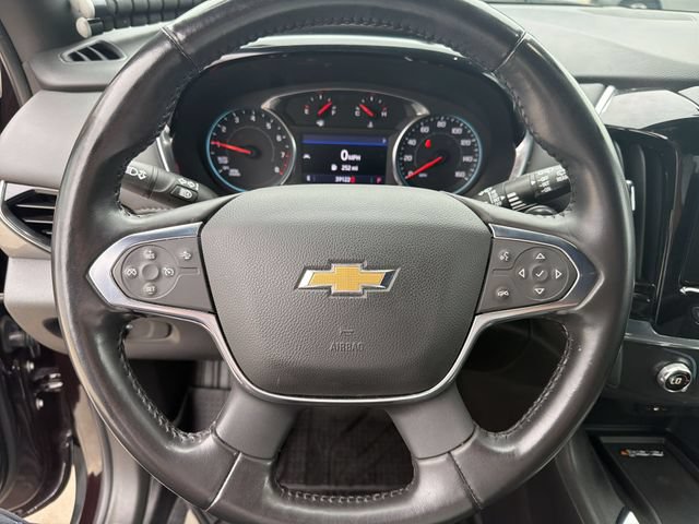Used 2022 Chevrolet Traverse LT FWD image 16