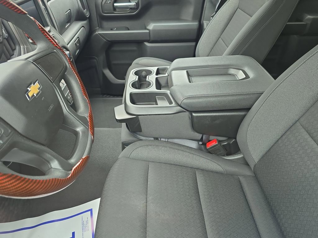 Used 2024 Chevrolet Silverado 1500 Custom image 17