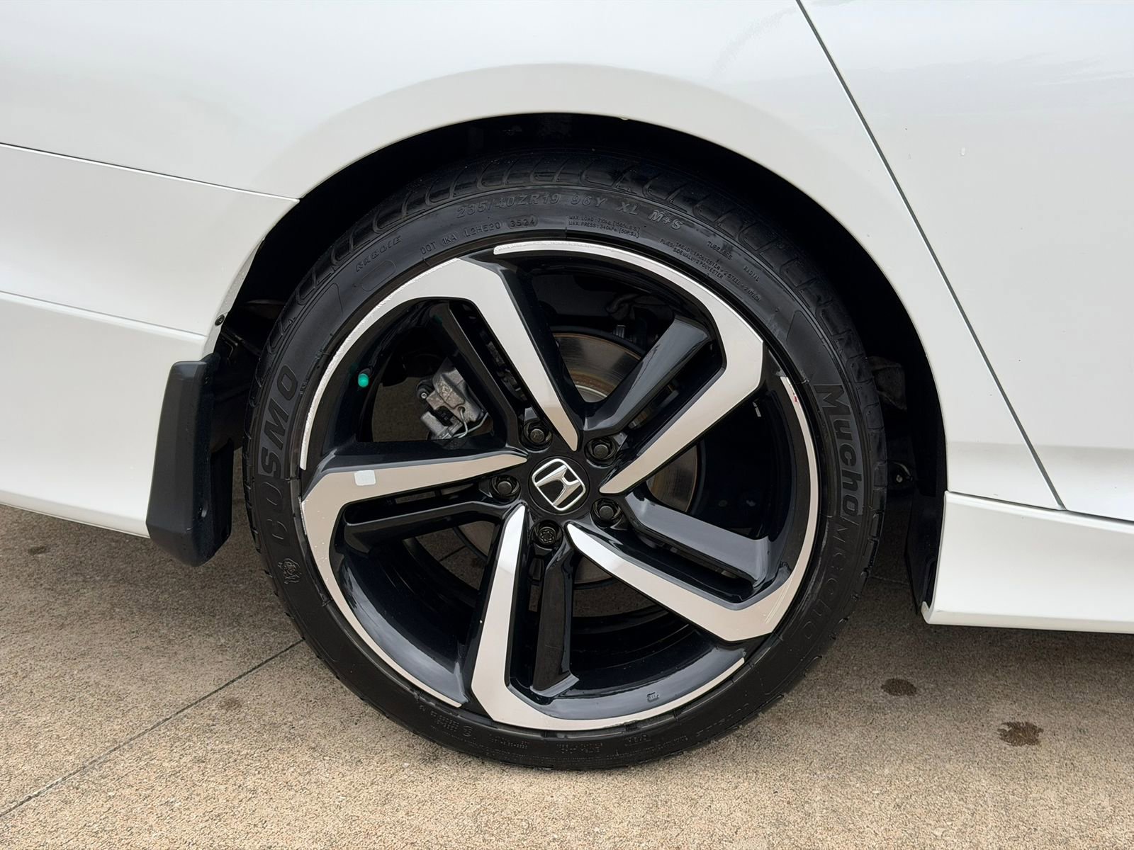 Used 2022 Honda Accord Sport image 8